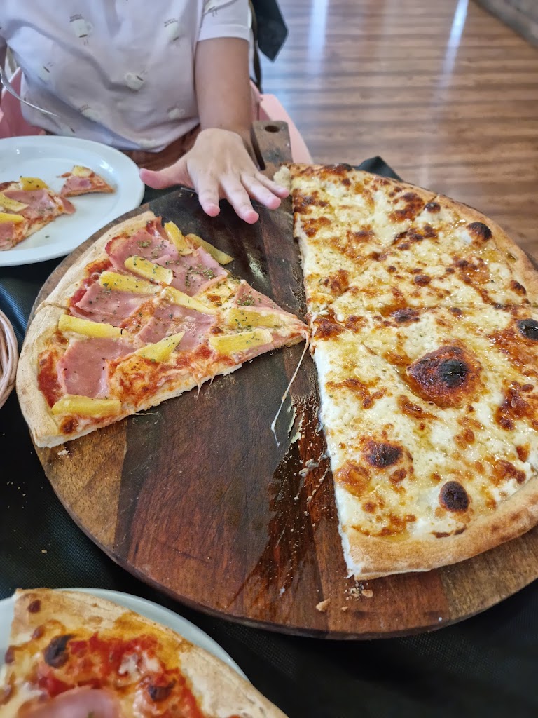 Casa de los Musso, Meson Restaurante — Pizza
