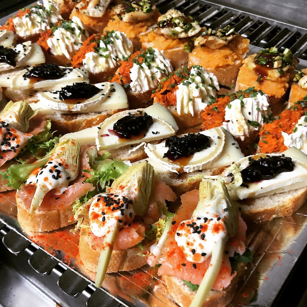 El Chateo — Comida y bebida