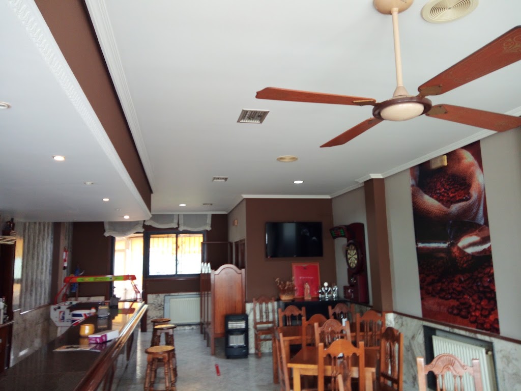 Cafe bar canao — Ambiente
