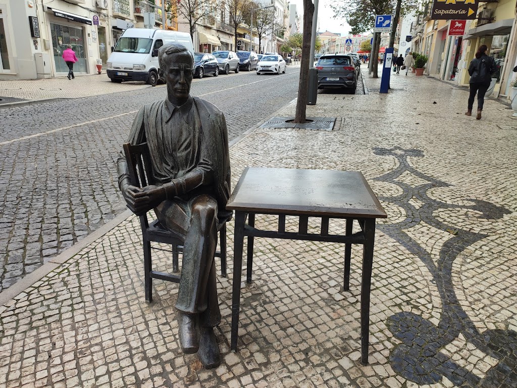 Estatua de Antonio Aleixo
