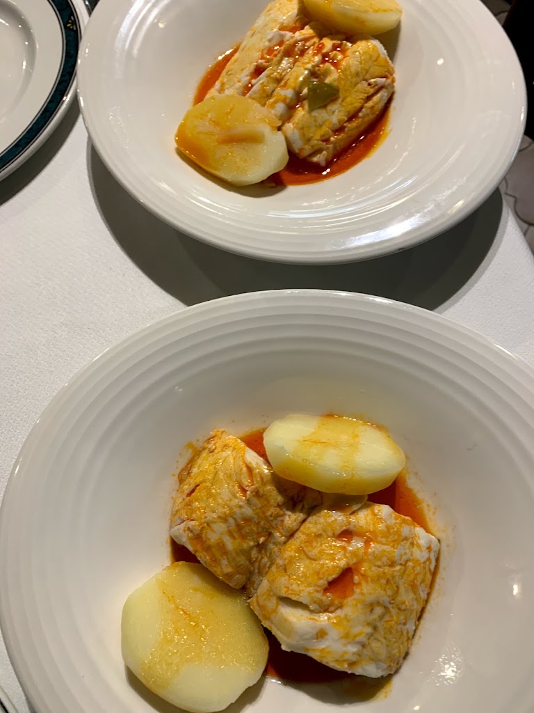 Restaurante Linares — Comida y bebida