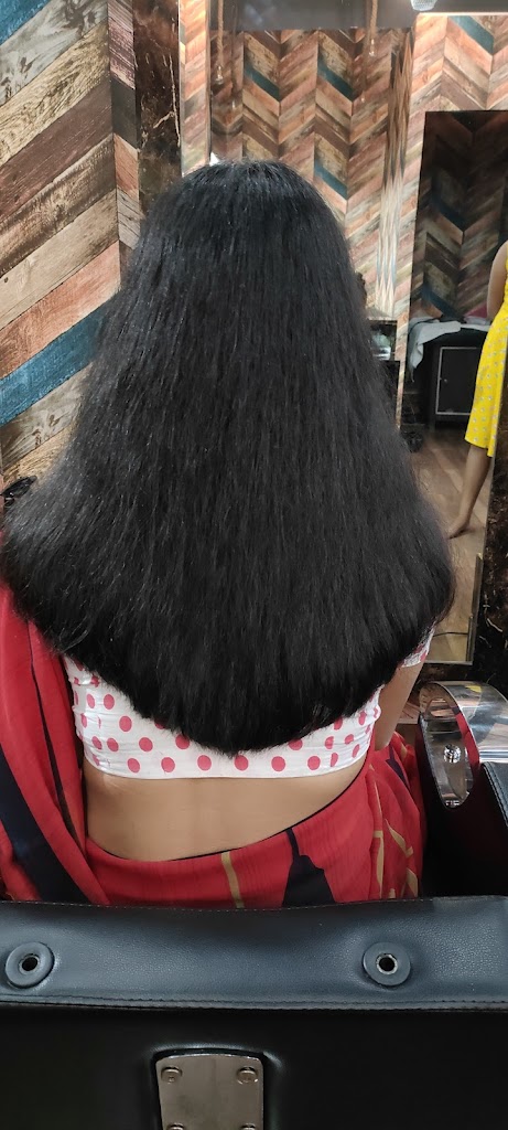 Hrishika Ladies Saloon Makeup Academy