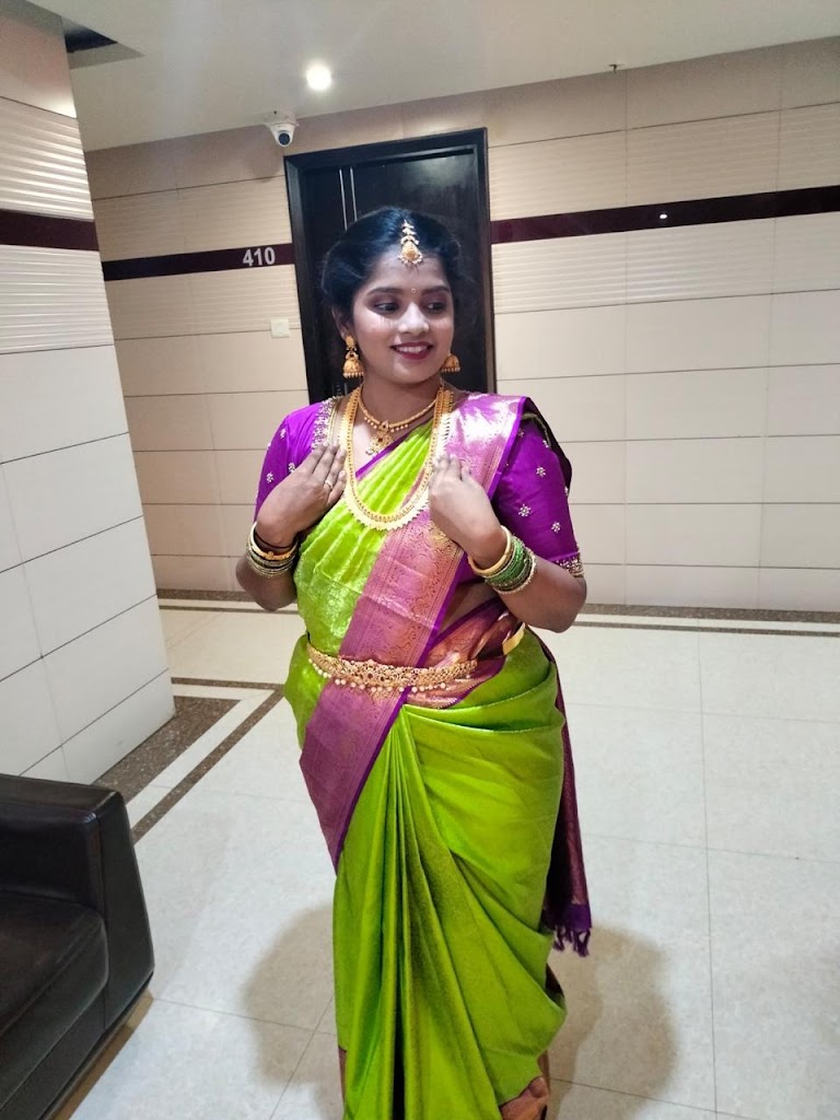 Ishaanvi Hair Beauty