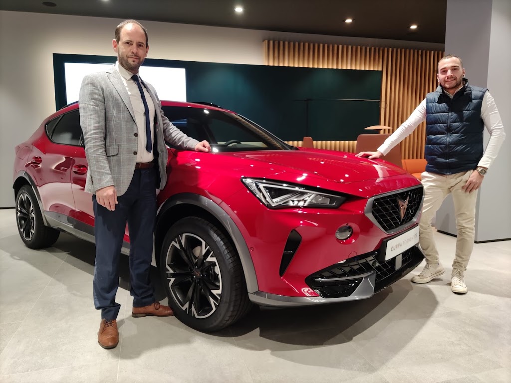 CUPRA(r) Galindo Bilbao — Interior
