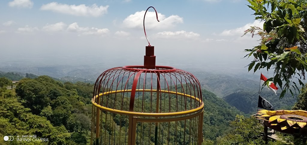 Camp ground gazebo dholo