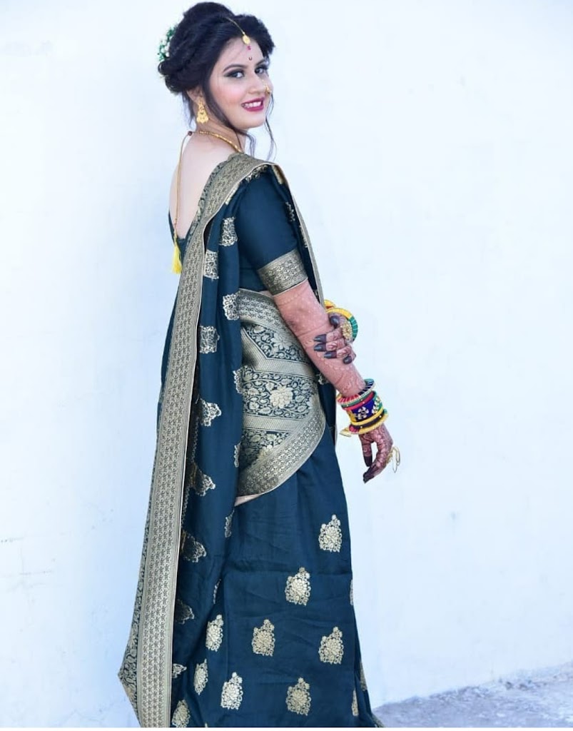 Silver Scissors Salon Barwani