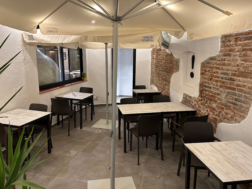 Mamma Mia Pizzeria Calella — Ambiente