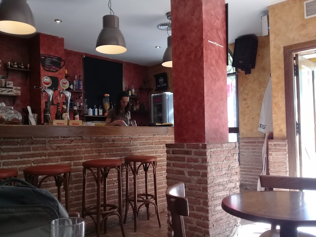 Habitat cafe_ bar — Ambiente