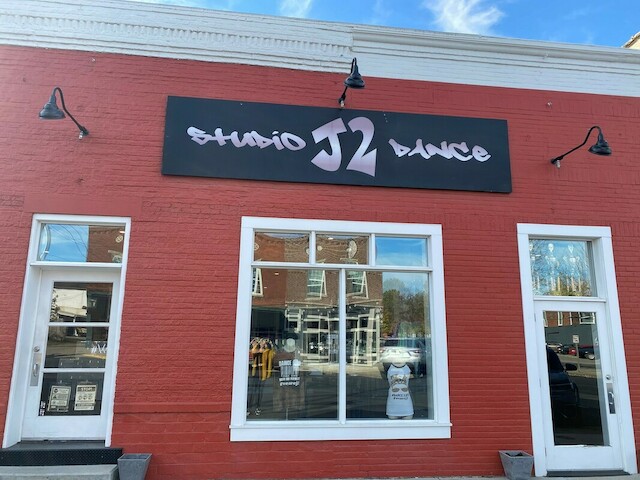  Studio J2 Dance