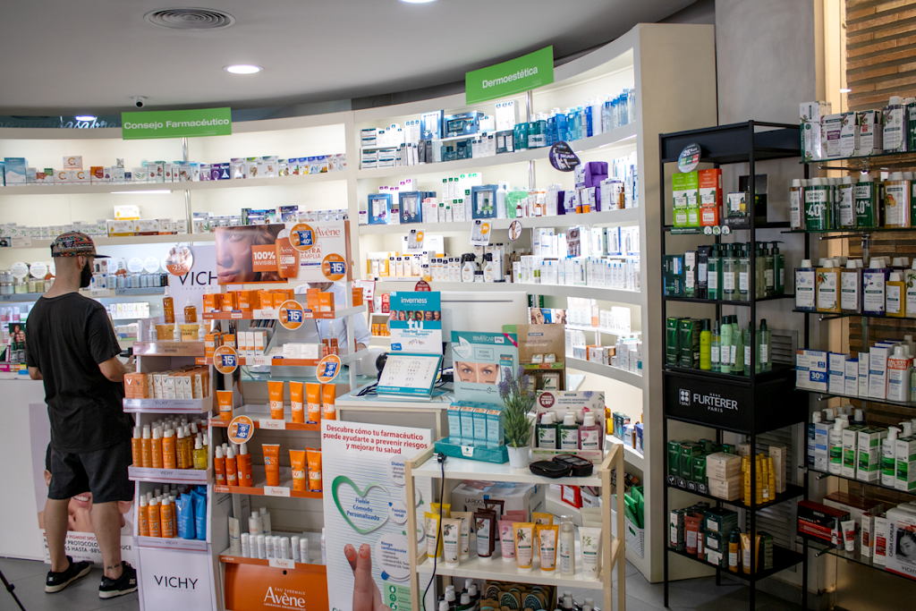 Farmacia Carmen Miranda Sanz — Del propietario