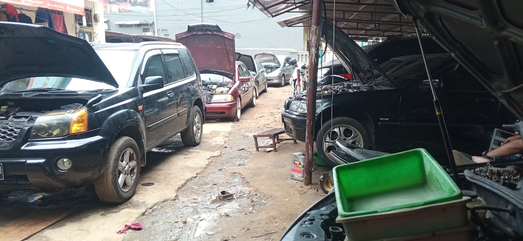 BENGKEL MOBIL 24 JAM