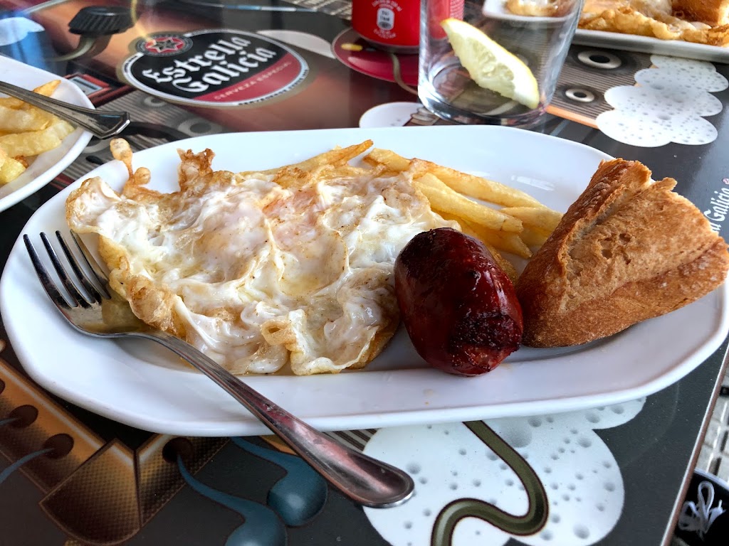 Salgado SC — Comida y bebida