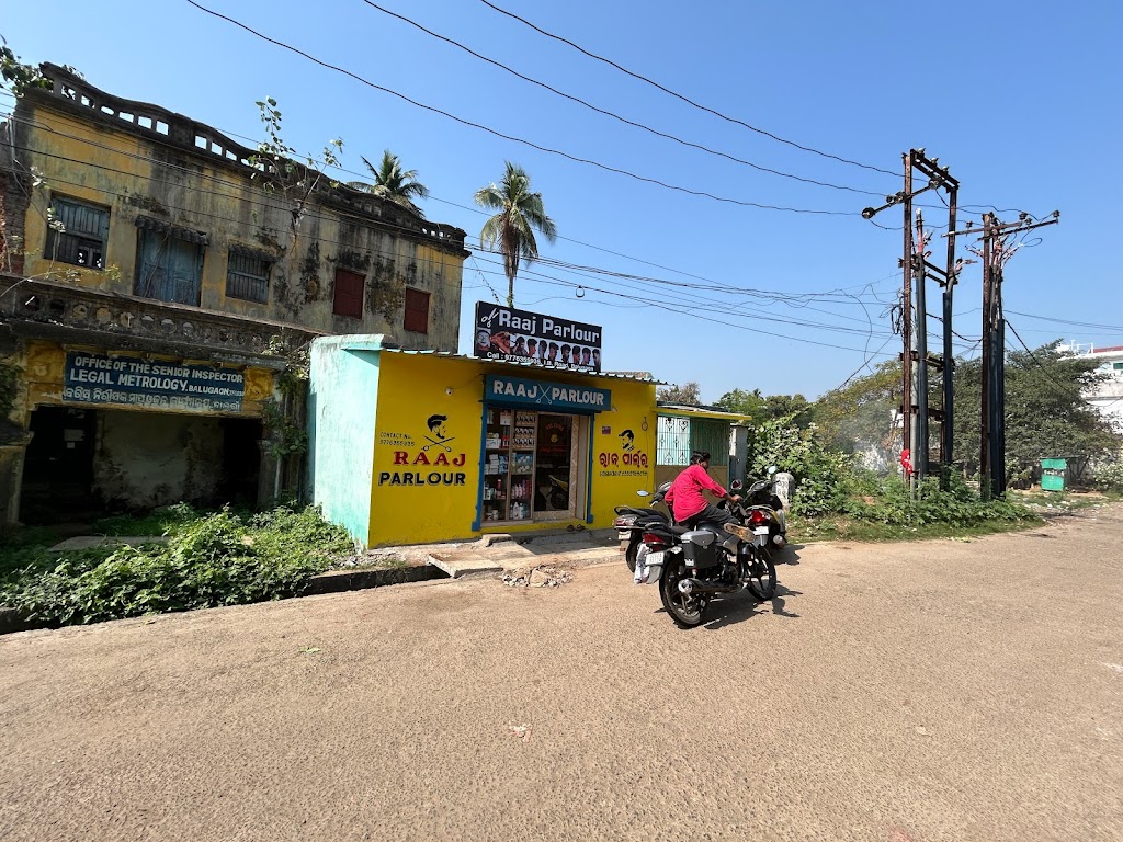 Raj Parlour Massage Center