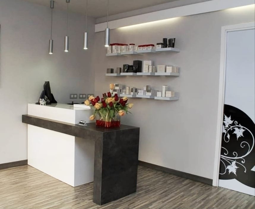 QUATRE CENTRE D'ESTETICA — Interior