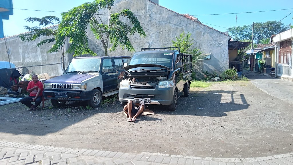 Bengkel Sepeda Motor dan Mobil Cak Pi