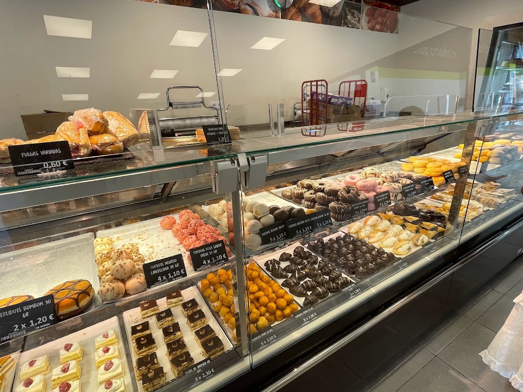 Cafeteria Panaderia Family Cash