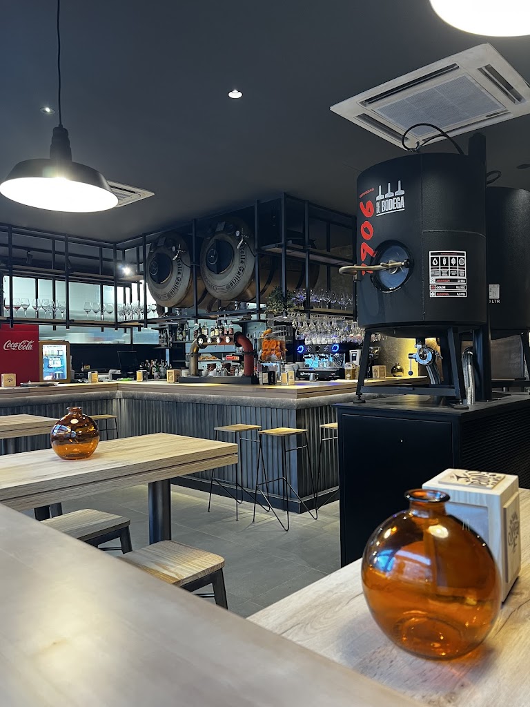 PINZAS pinchos & tapas (Colleo con pinzas)