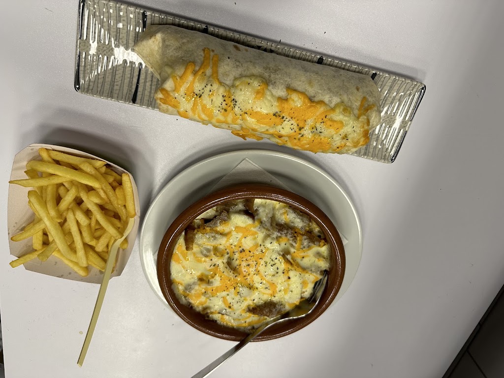 Doner kebab mairena — Papas fritas