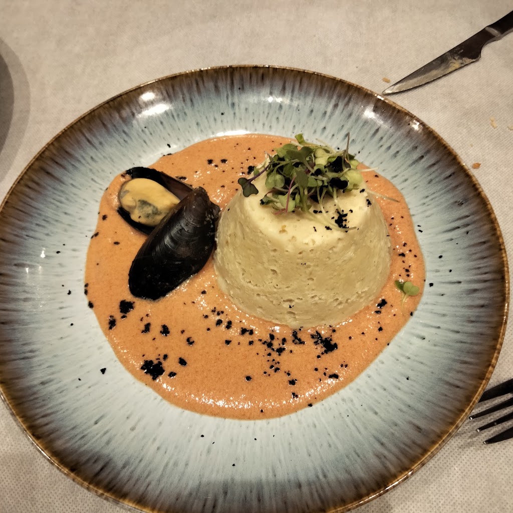 Restaurante Urkiola Gasteiz — Comida y bebida
