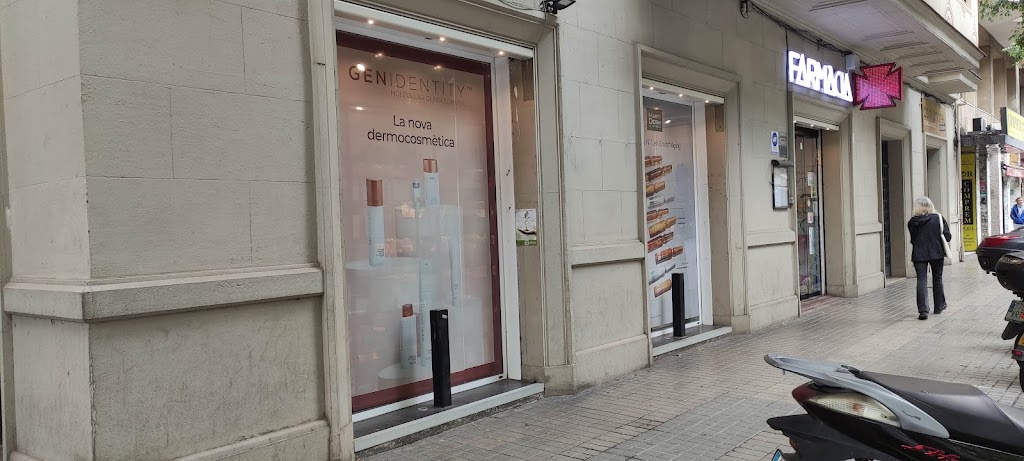 Farmacia Joan Ayte Del Olmo — Del propietario