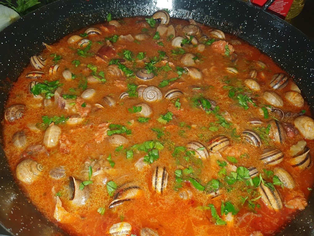 Bar Cafeteria Norte Sur — Comida y bebida