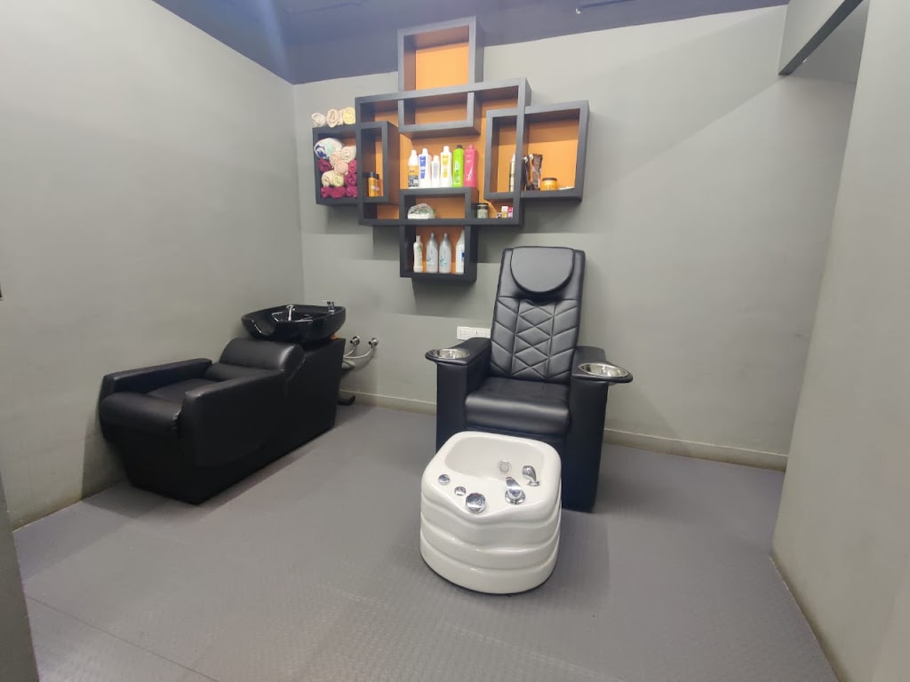 Tulips Beauty Parlour Chalakudy