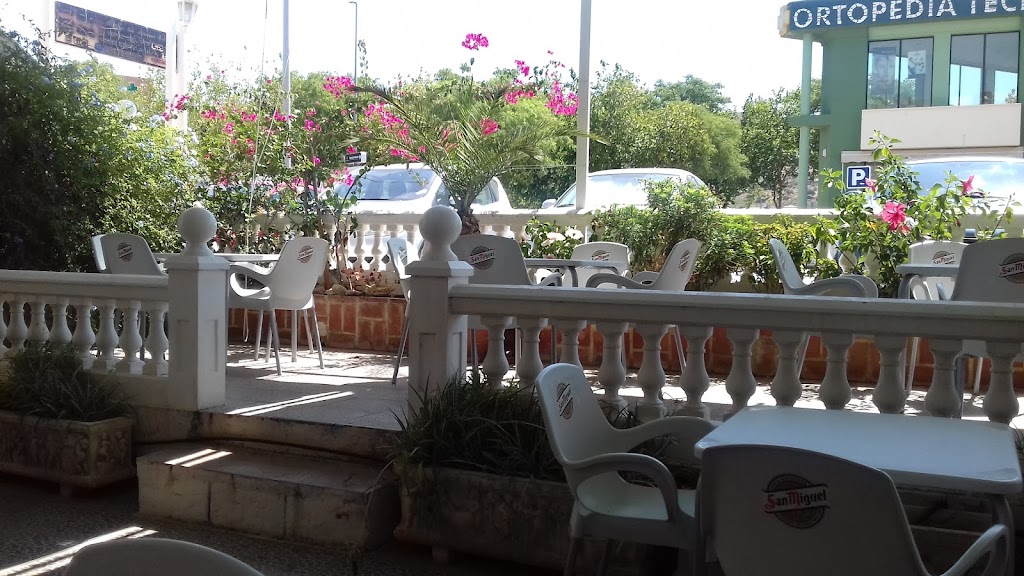 Aparta-Hotel Cafeteria Restaurante La Torre — Ambiente
