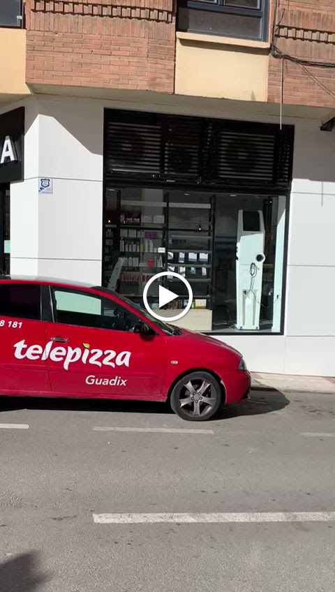 Farmacia La Rotonda- LDA. ZAFRA FAJARDO — Del propietario