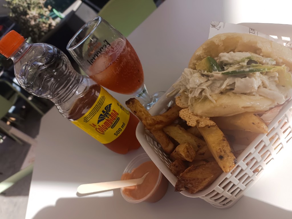 RicArepa — Comida y bebida
