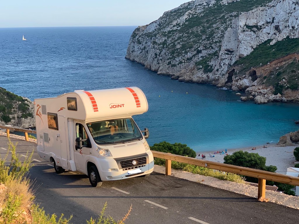 Caravanavila - Alquiler de caravanas , autocaravanas y campers