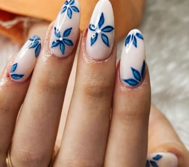 Janaki Nail Eye Extension Facial Makeup Artist