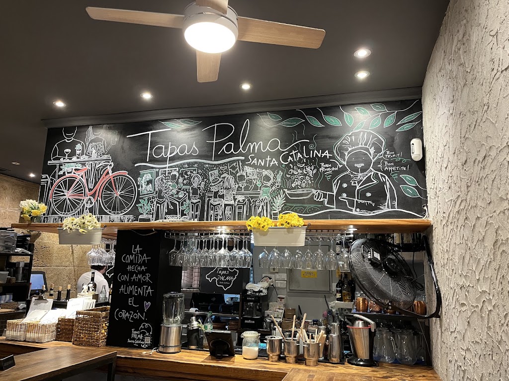 Tapas Palma Santa Catalina — Ambiente