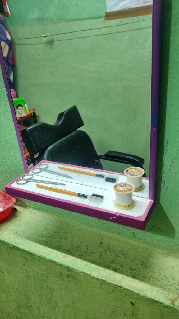 Shalini Beauty Parlour Certified