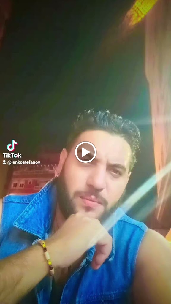 Somalia Lashes — Videos