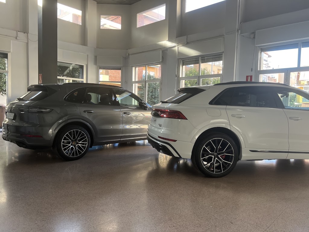 David Perez Alta Seleccion De Vehiculos — Interior