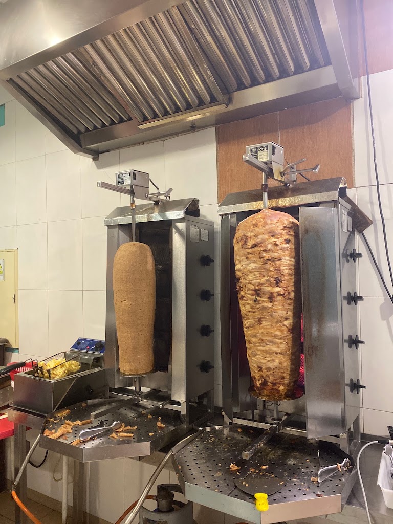 Ali Doner Kebab Bailen — Del propietario
