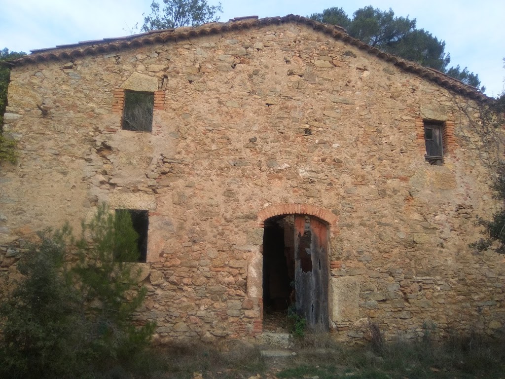 Can Prades (Ruines)