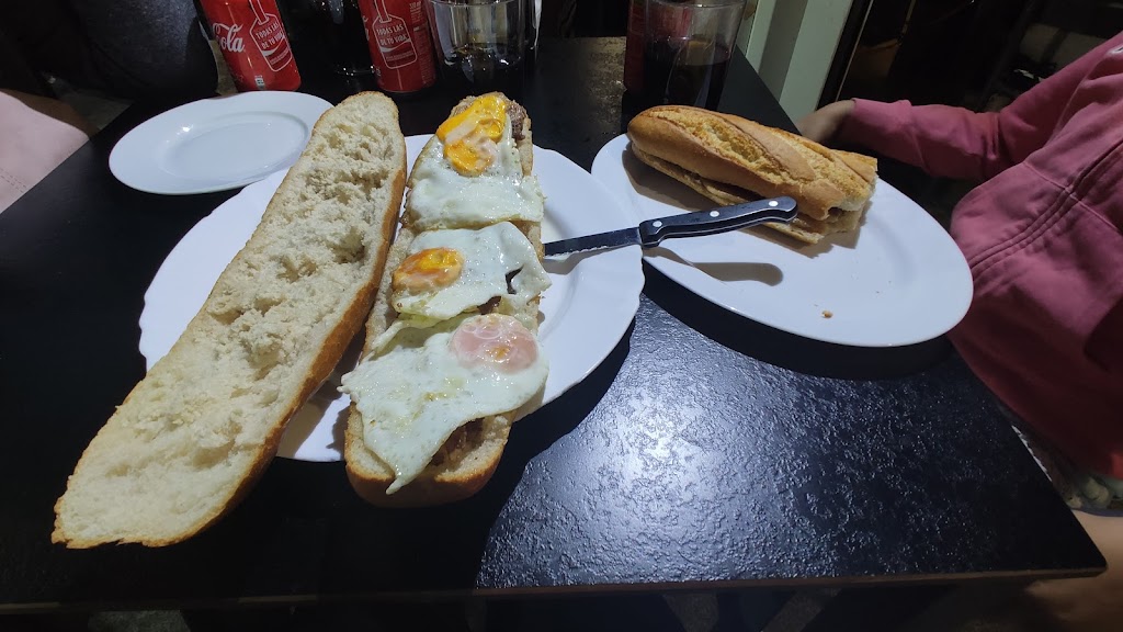 Bar-Taperia Lampis — Baguette