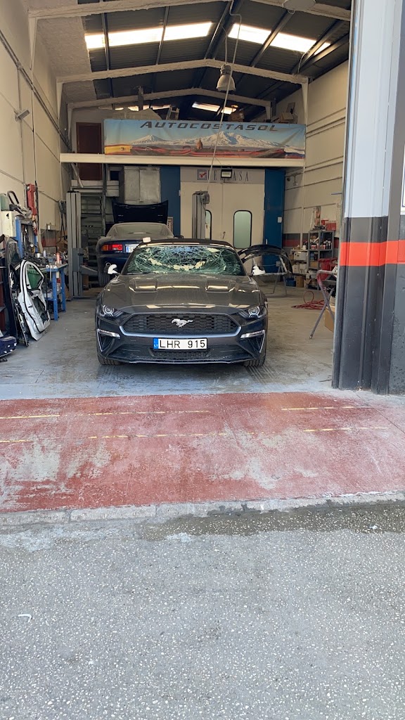 Chapa y Pintura Marbella AutoCostaSol — Taller
