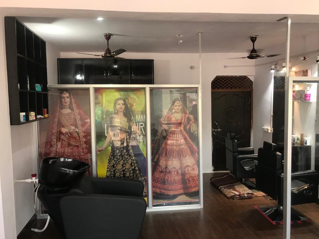 Disha Beauty Salon