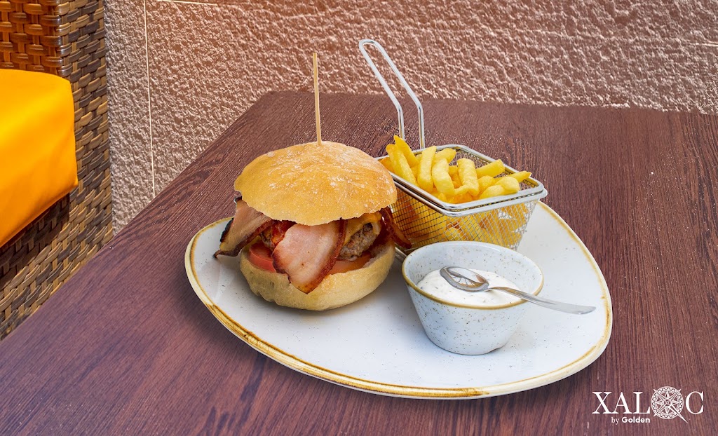 Xaloc Restaurant & Lounge Bar — Papas fritas