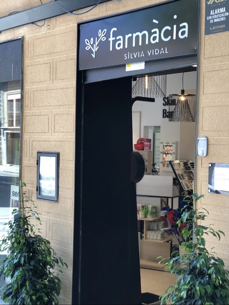 FARMACIA SILVIA VIDAL — Del propietario