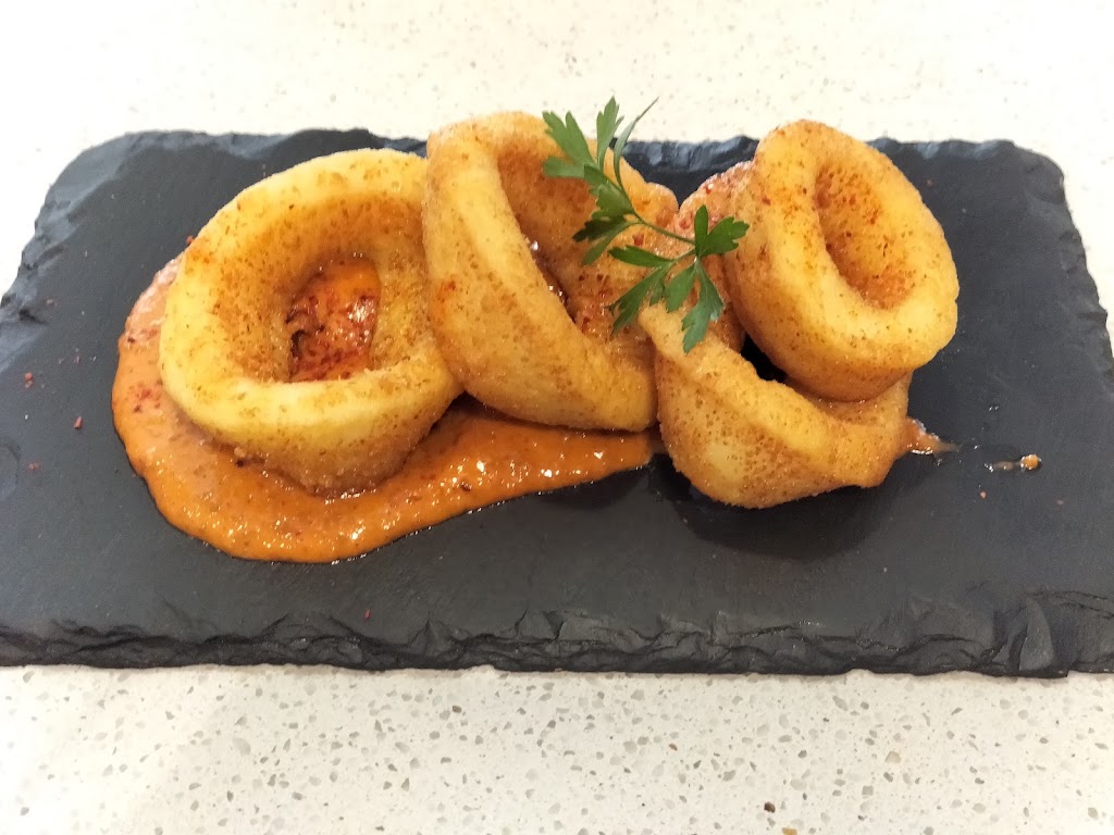 Bacasis — Comida y bebida