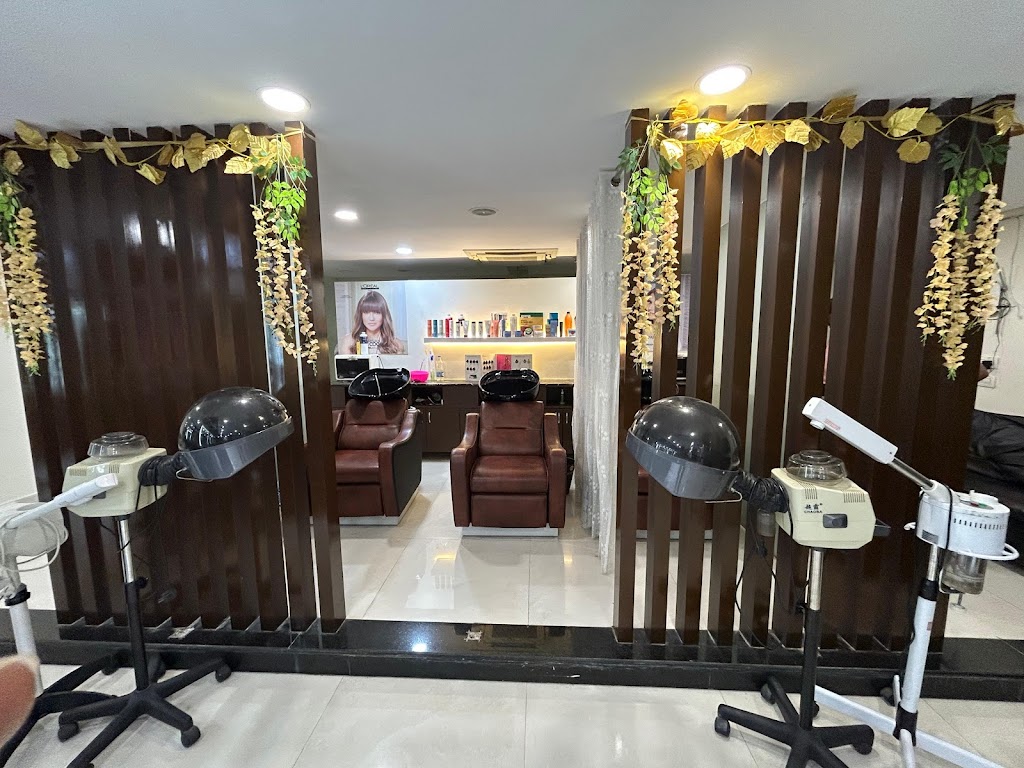 Abcd Unisex Salon Institution