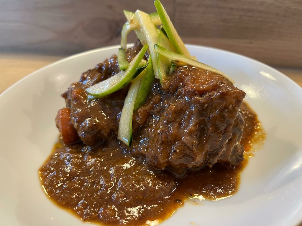 Lavermut Restaurant — Comida y bebida