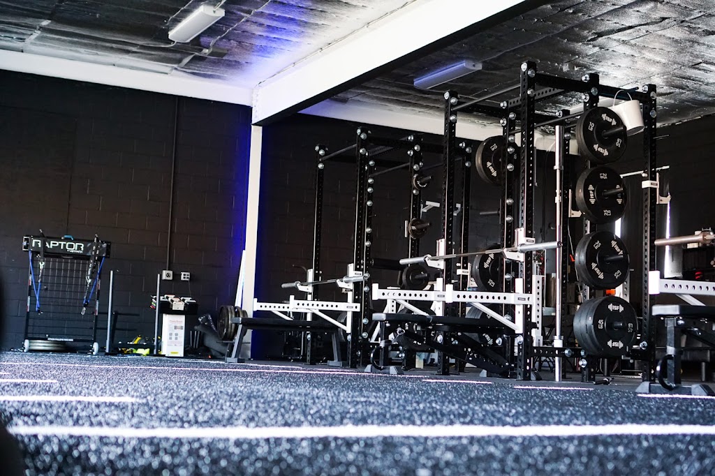  DISTRICT Training: Sports Performance + Fitness Coaching