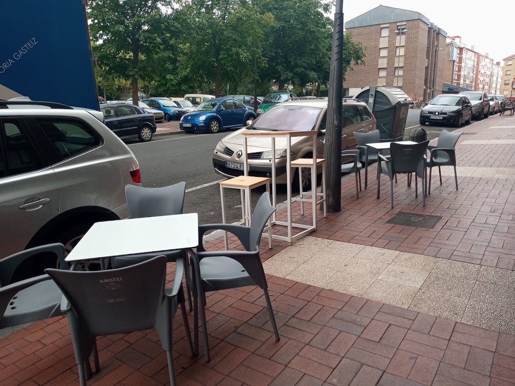 Cafe Edurtza Bar — Ambiente