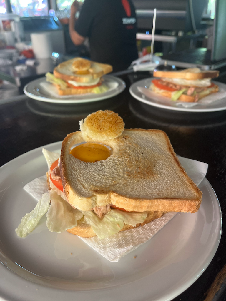 Auditorium Bar Benalmadena — Comida y bebida