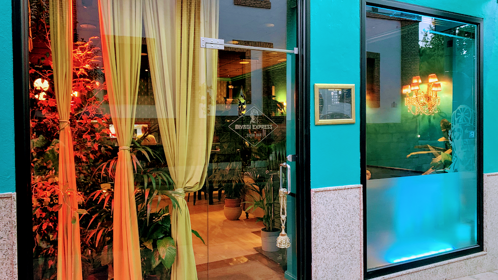 Restaurante Japones - MIYAGI EXPRESS SUSHI BAR
