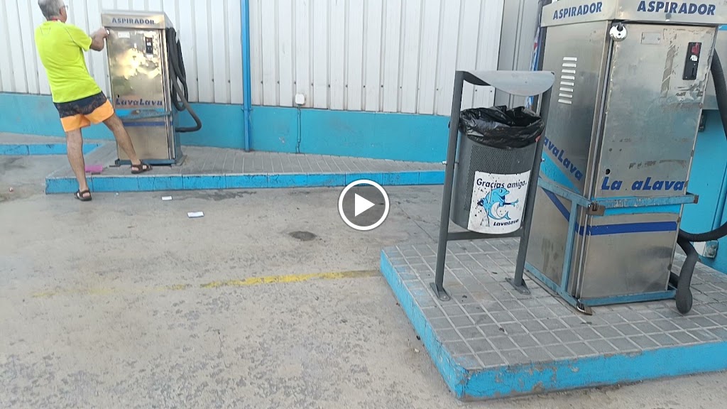 Delfin Badalona — Videos